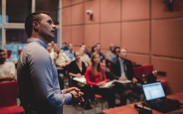 Curso de especialización en Didáctica e Investigación para docentes universitarios